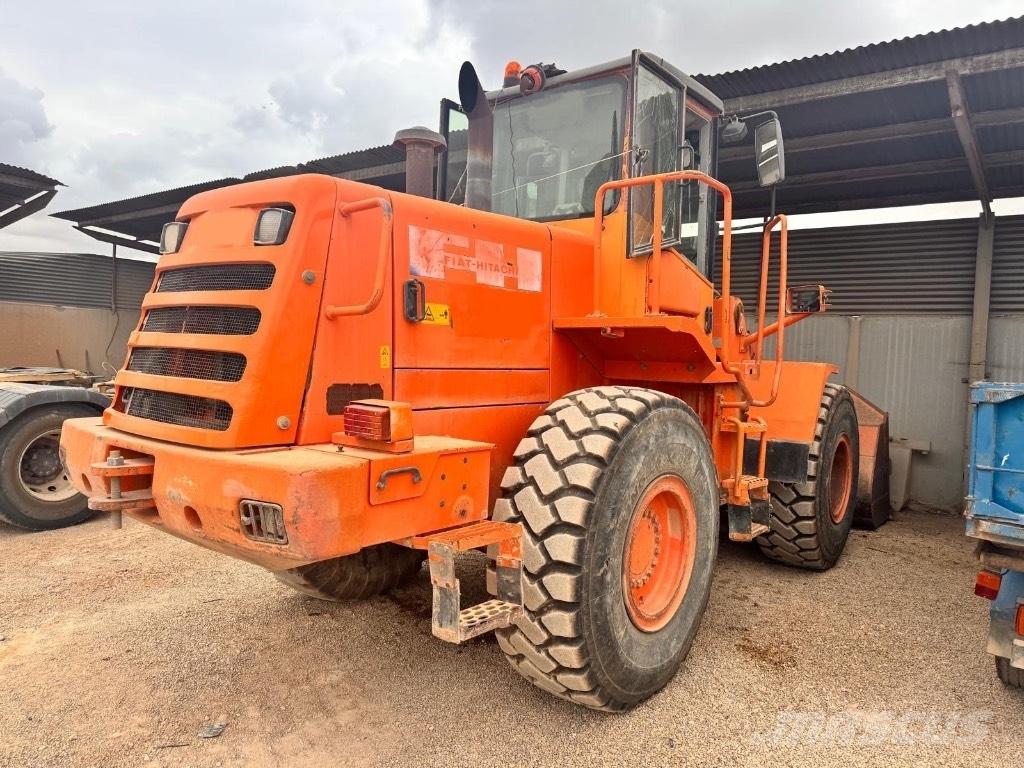 Hitachi W 170 Kolesni nakladalci
