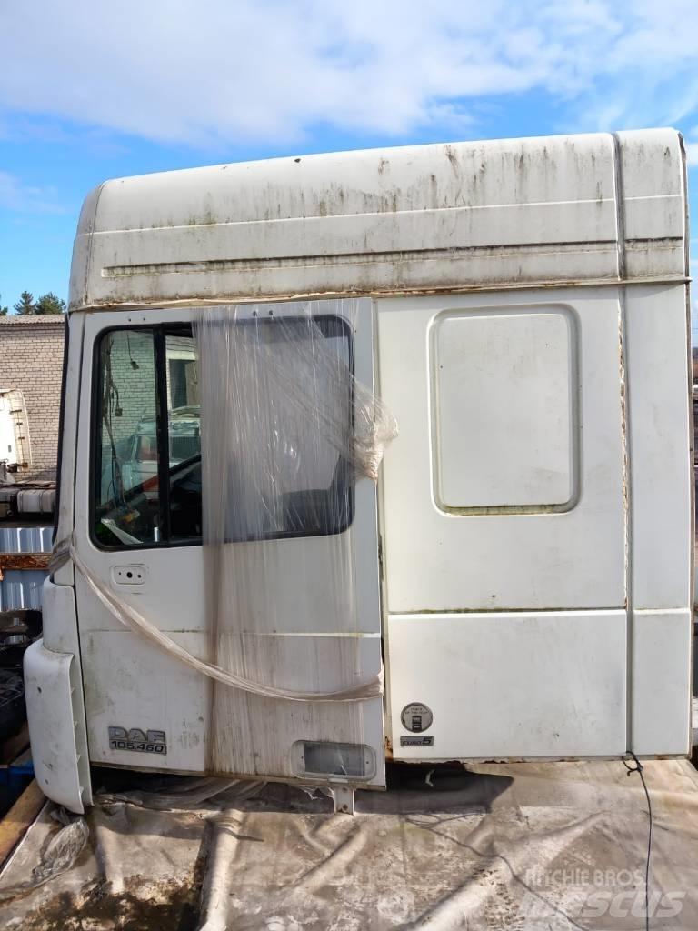 DAF XF105.460 Kabine in notranjost