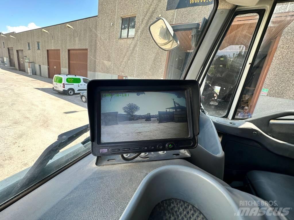 Iveco Trakker 410 Kiper tovornjaki