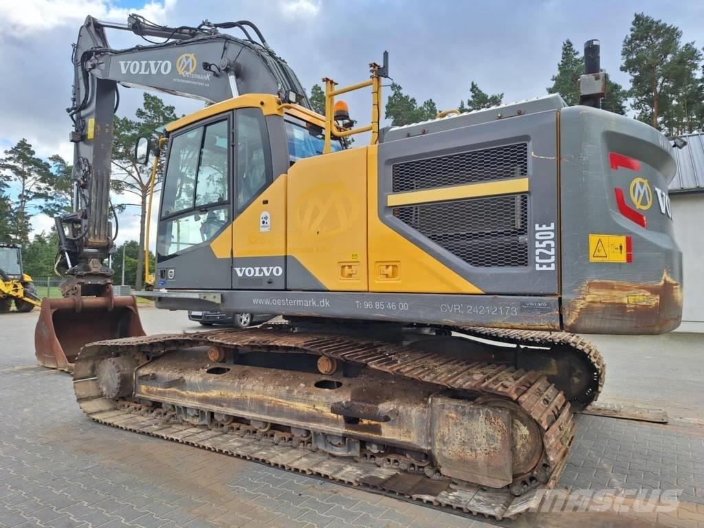 Volvo EC 250 EL Bagri goseničarji