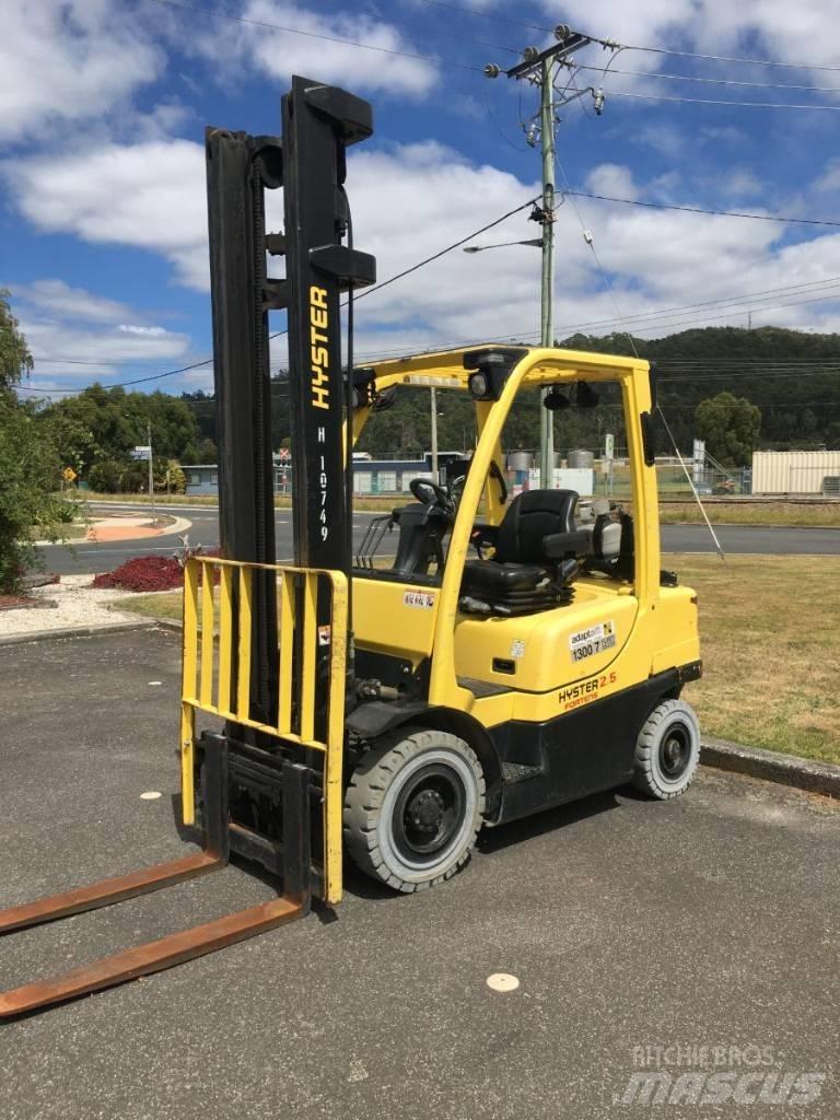 Hyster H2.5FT Plinski viličarji