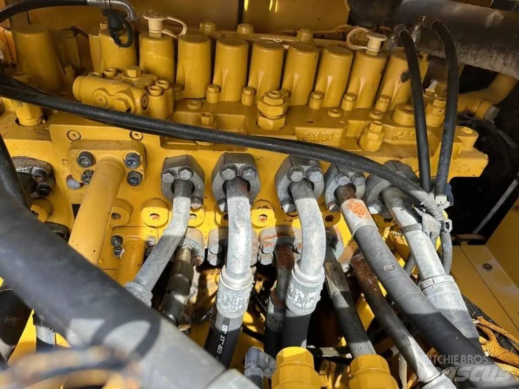 CAT 330GC Bagri goseničarji