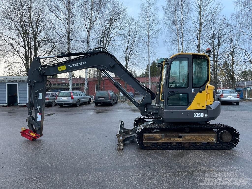 Volvo ECR 88 D PRO Midi bagri 7t – 12t