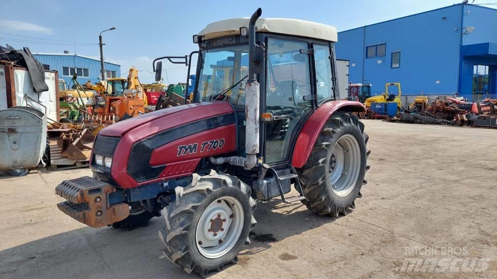 TYM T700 Traktorji