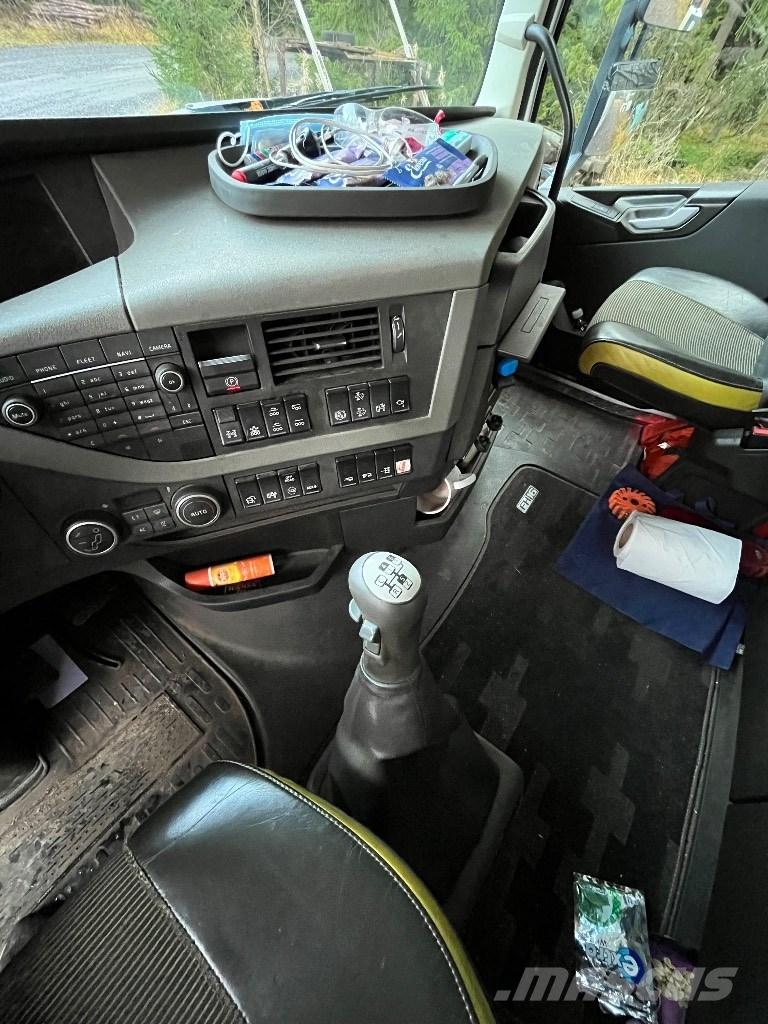 Volvo FH 16 550 Tovornjaki za hlode