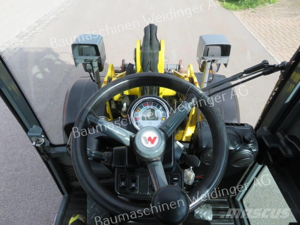 Neuson WL 25 Kolesni nakladalci