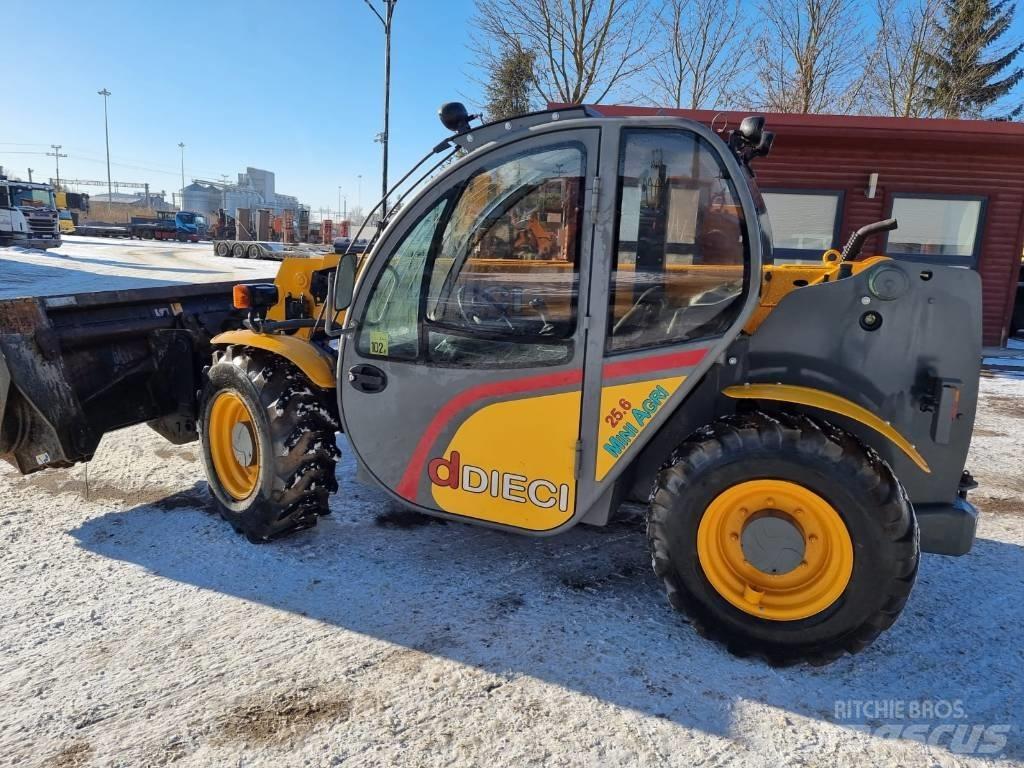 Dieci Mini Agri 25.6 Teleskopski kolesni nakladalci