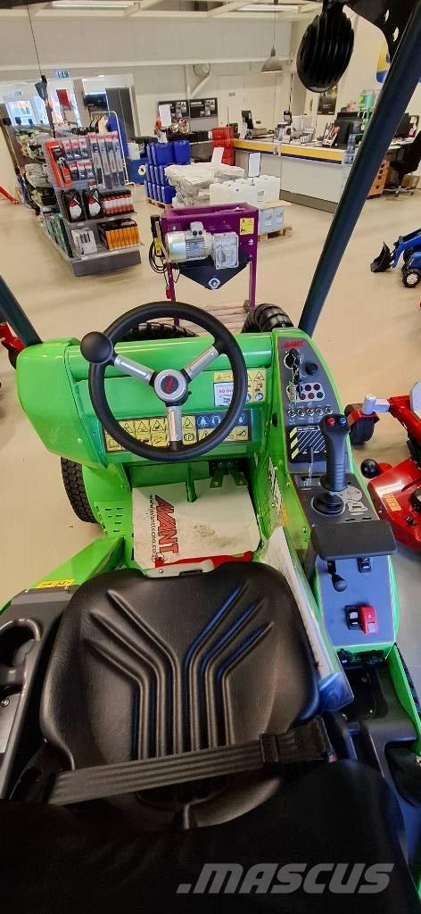 Avant 528 Večnamenski nakladalci