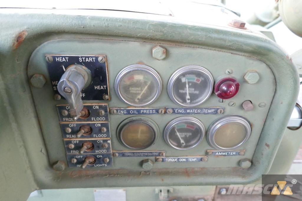 CAT D7F Ex-army Buldožerji goseničarji