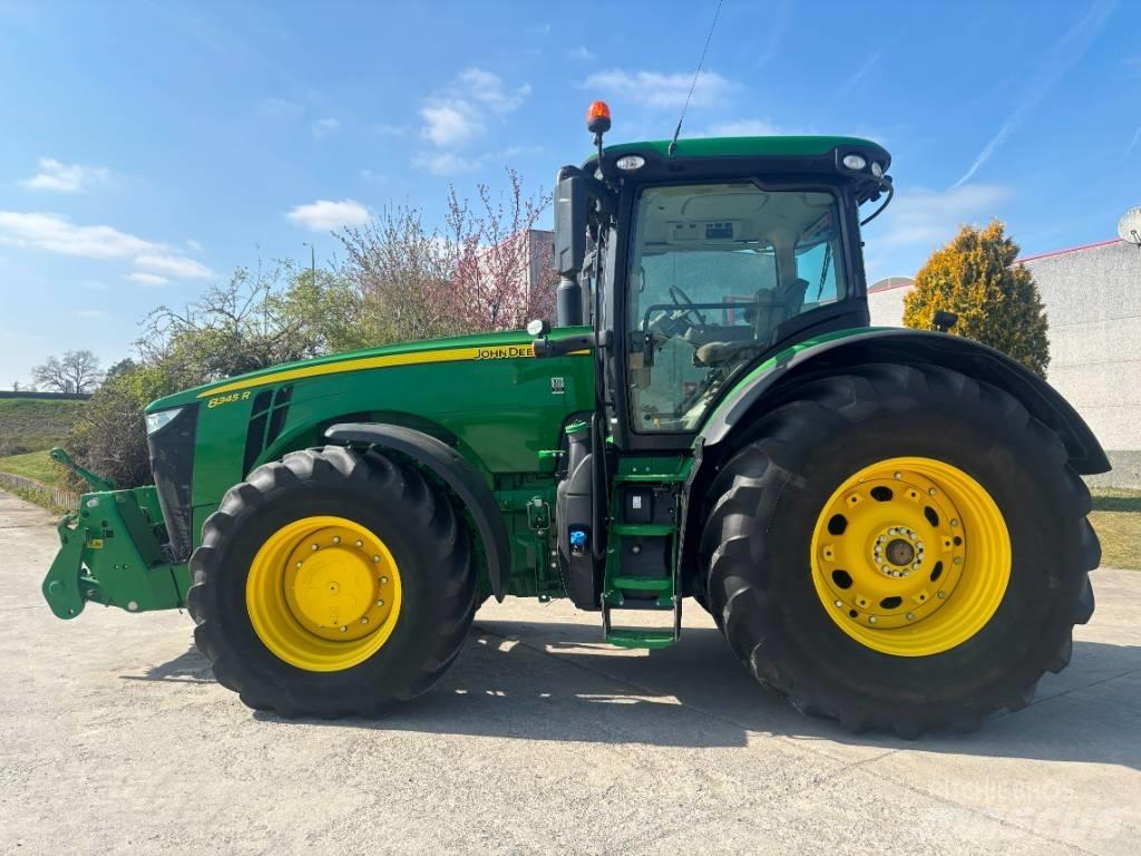John Deere 8345 R Traktorji