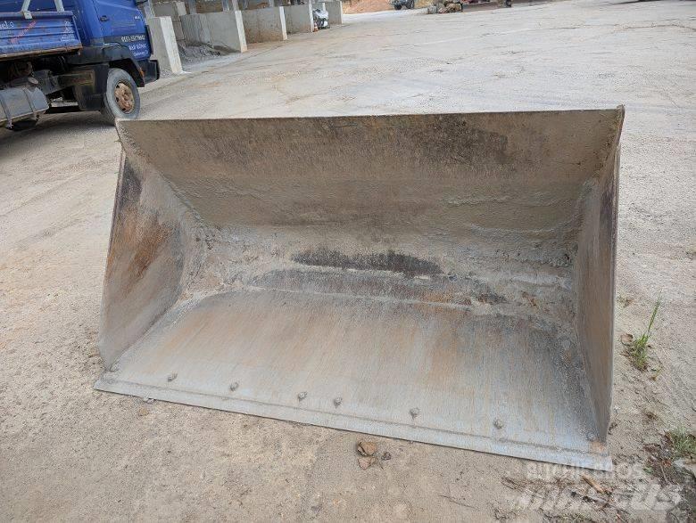Bobcat TL 120 Kolesni nakladalci