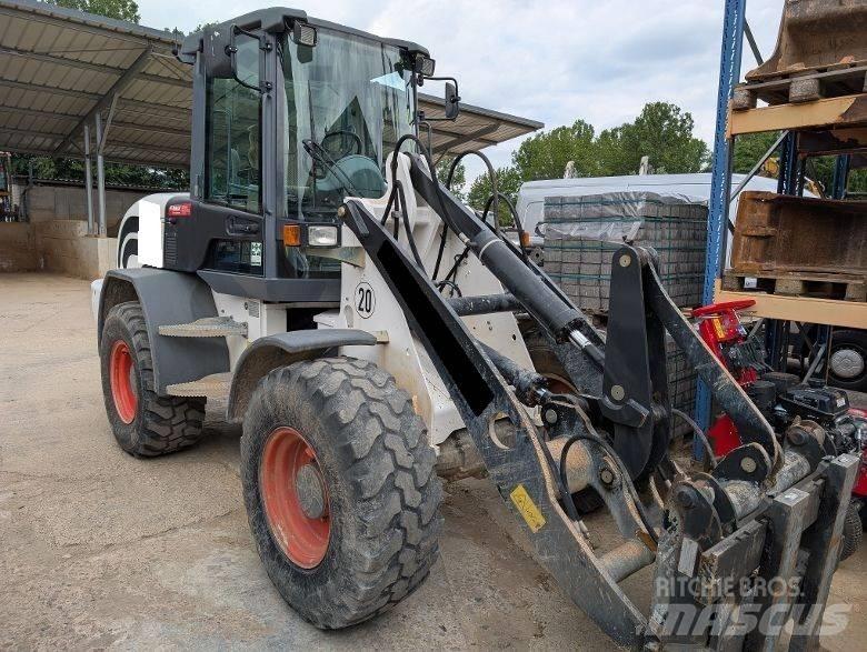 Bobcat TL 120 Kolesni nakladalci