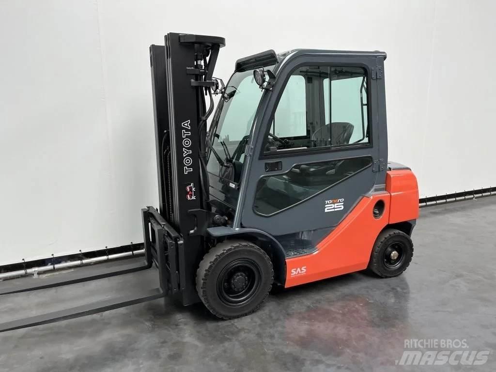 Toyota 02-8 FDF 25 Dizelski viličarji