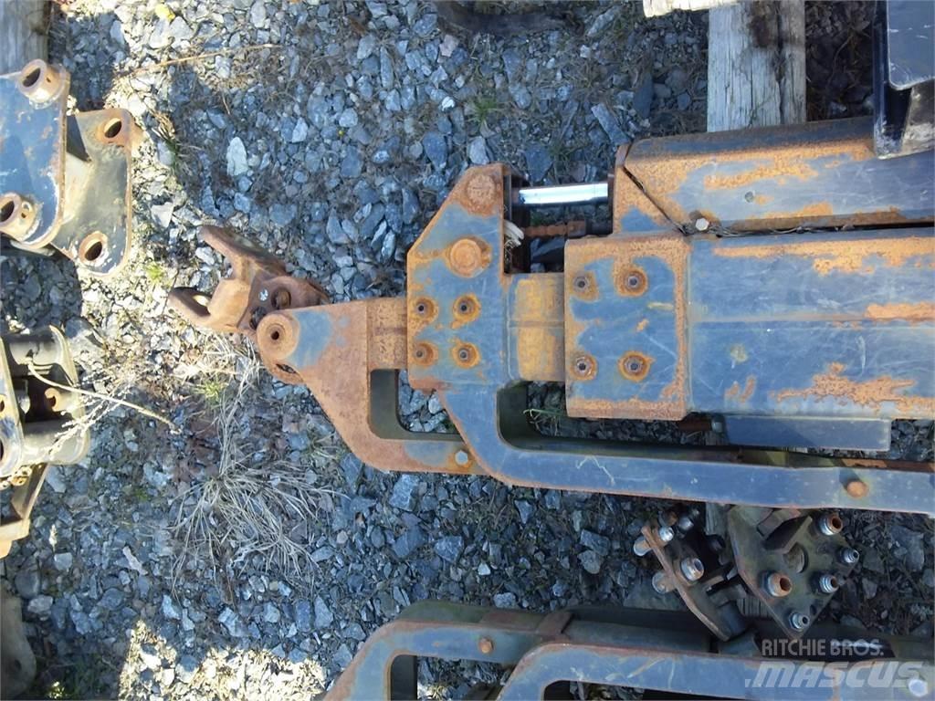 John Deere 210 Dvigala za gozdne kombajne