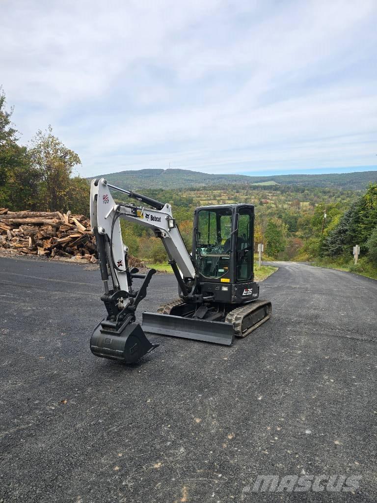 Bobcat E 35 Mini bagri <7t