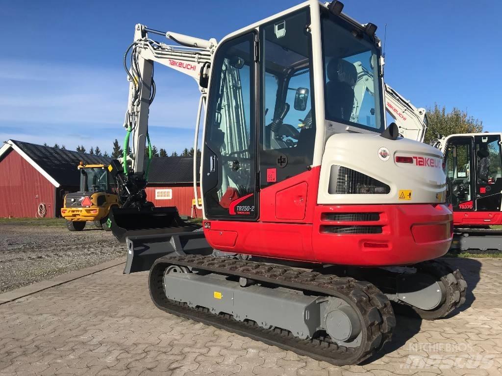 Takeuchi TB250-2 Mini bagri <7t