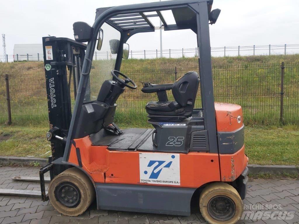 Toyota 7 FB MF 25 Električni viličarji