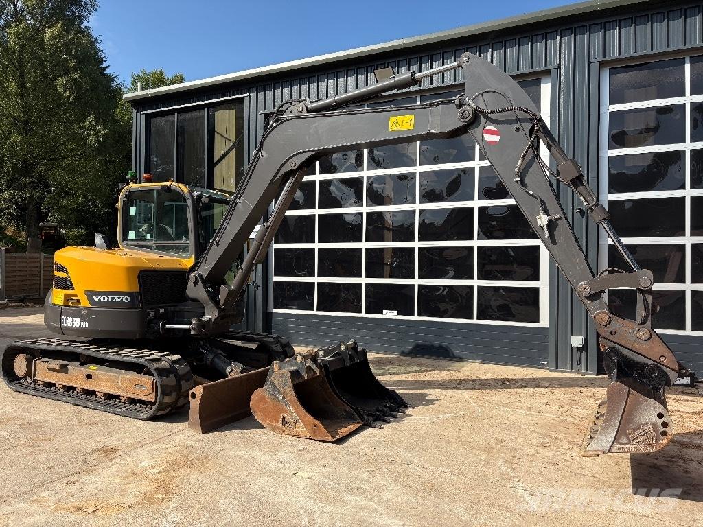 Volvo ECR 88 D PRO Midi bagri 7t – 12t