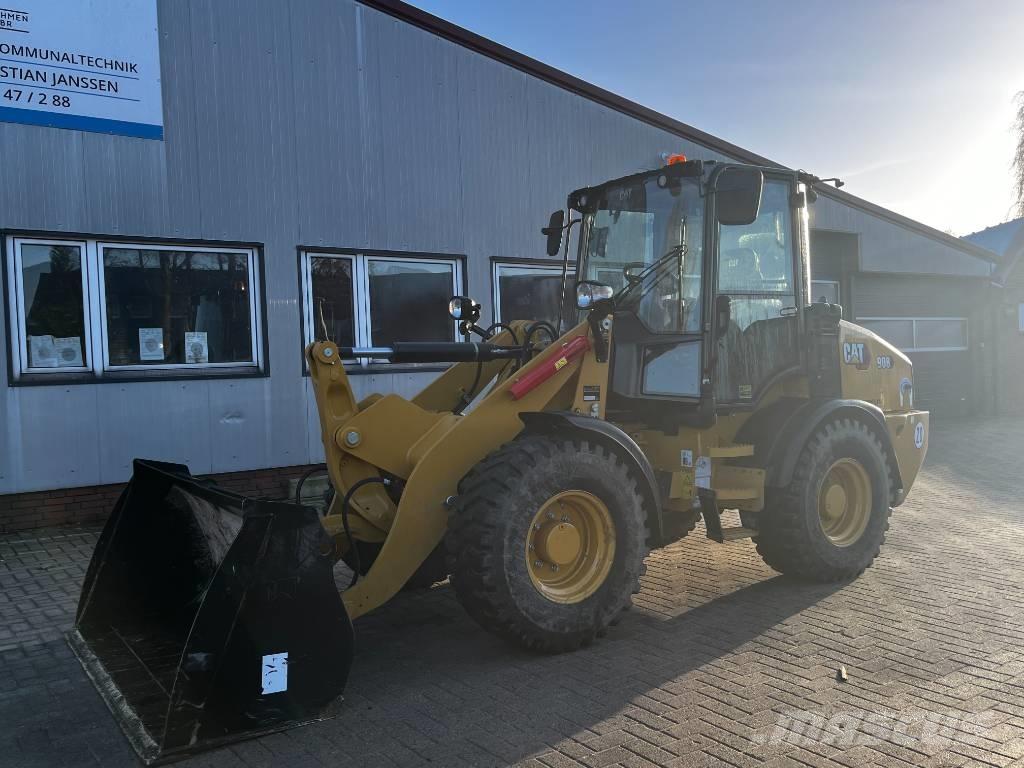 CAT 908 Kolesni nakladalci