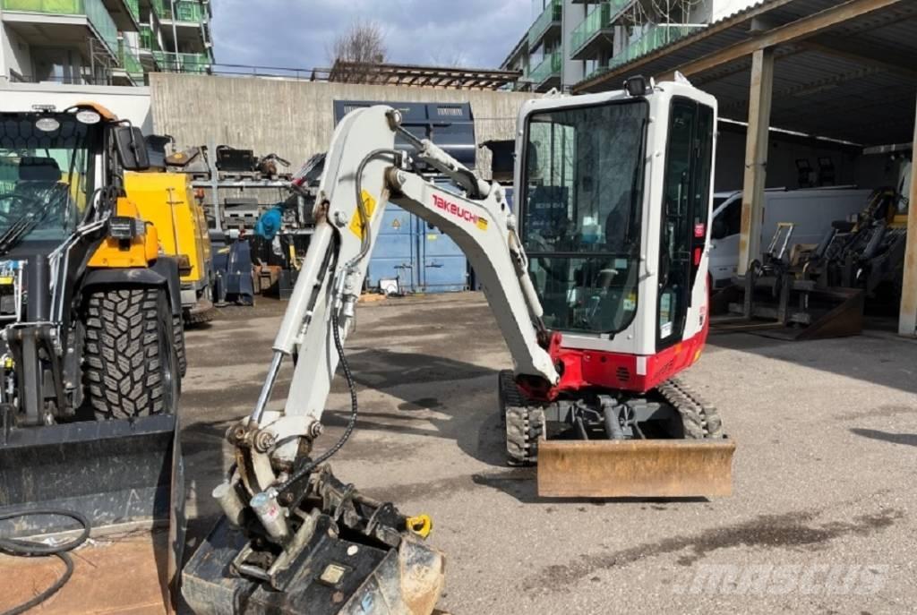 Takeuchi TB 216 Mini bagri <7t