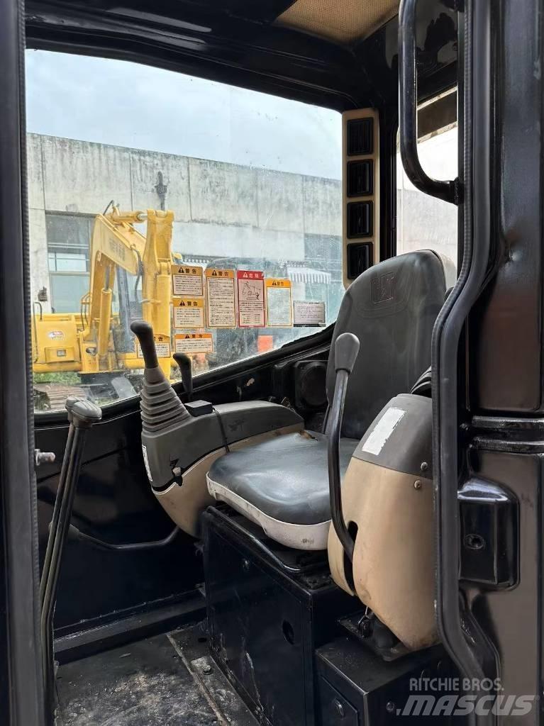 CAT 303 CR Mini bagri <7t