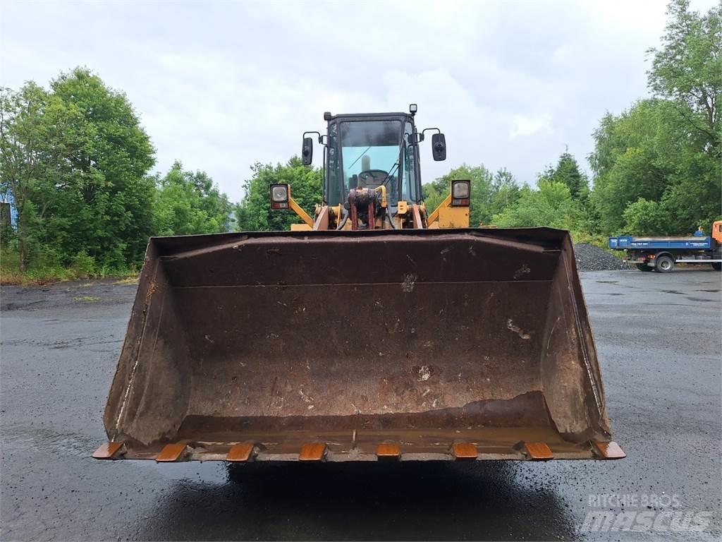 CASE 821 4X4 Gradbeništvo - drugo