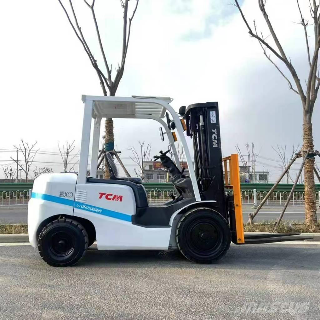 TCM FD 30 Dizelski viličarji