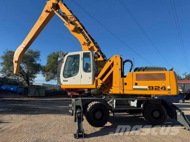 Liebherr A 924 C Bagri za prekladanje primarnih/sekundarnih surovin