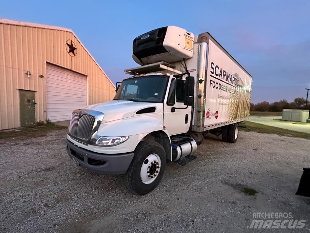 International 4300 Tovornjaki zabojniki