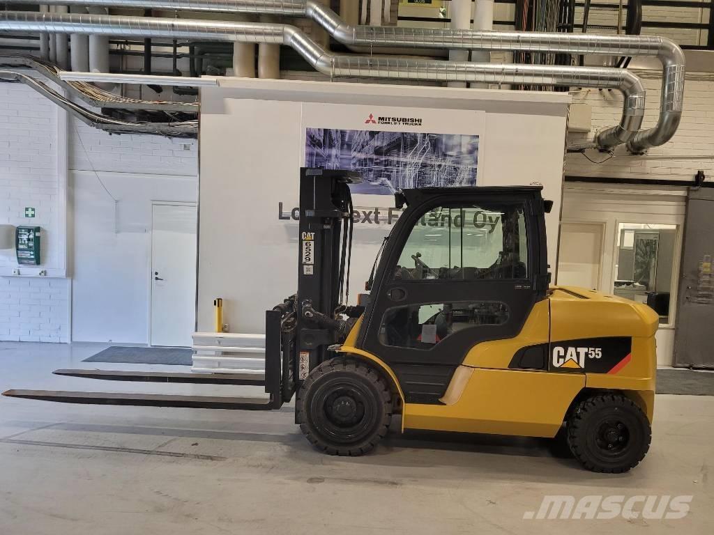 CAT DP55 NB Dizelski viličarji