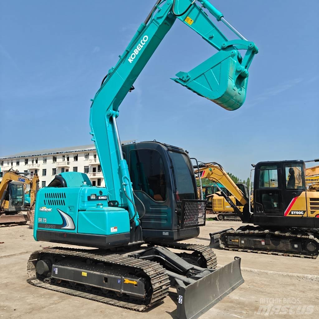 Kobelco 75D Bagri goseničarji