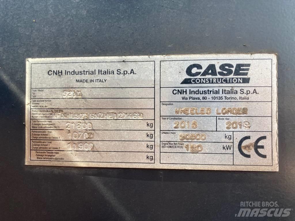 CASE 921G Kolesni nakladalci