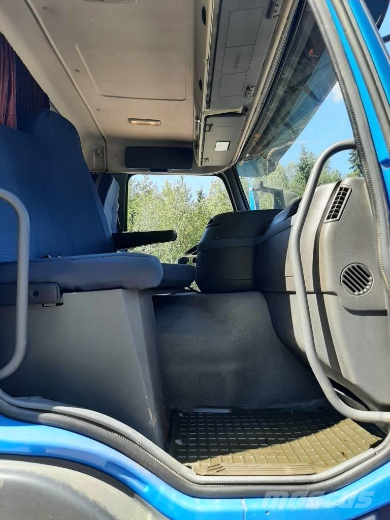 Volvo FM 13 Razstavljivi tovornjaki z žičnimi dvigali