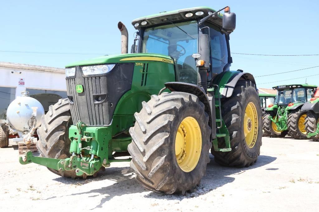 John Deere 7215 R Traktorji