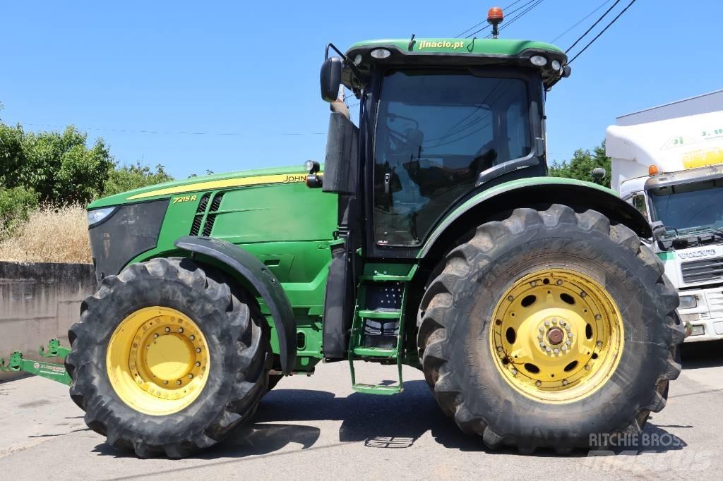 John Deere 7215 R Traktorji