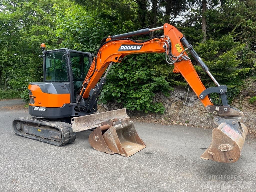 Doosan DX 50 Z Mini bagri <7t