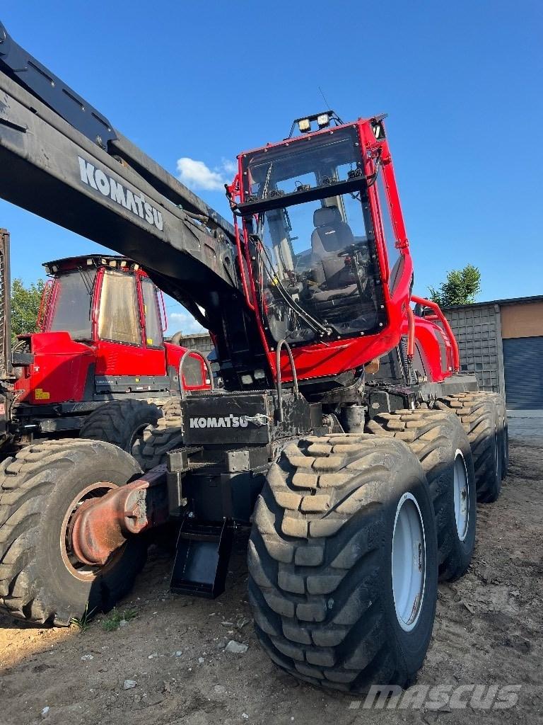 Komatsu 931 XC Harvesterji