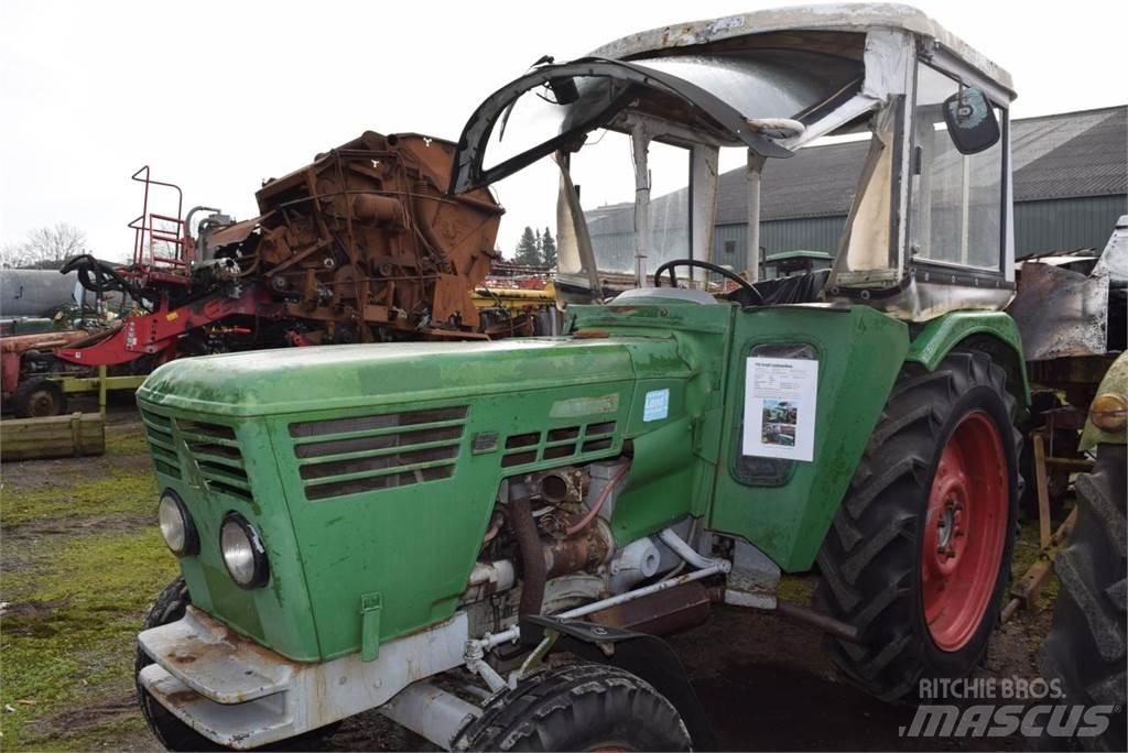 Deutz-Fahr D4006 Traktorji