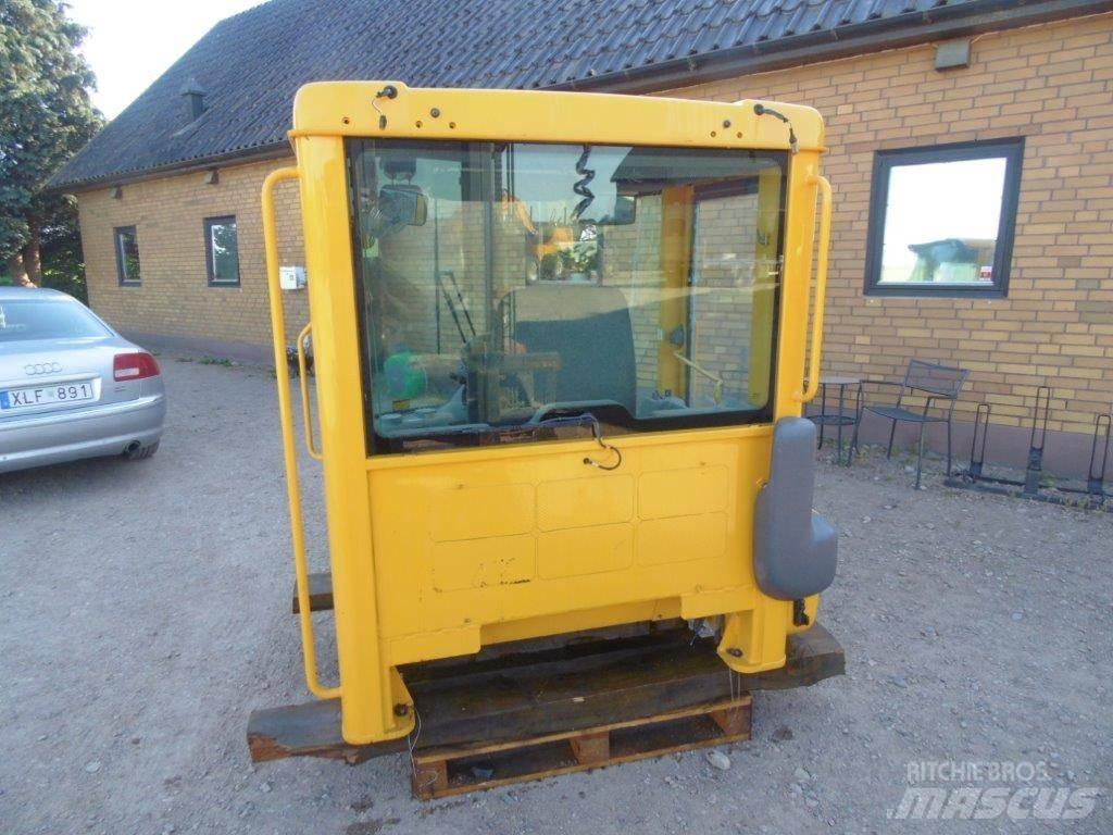 Volvo L 150 E Kabine in notranjost