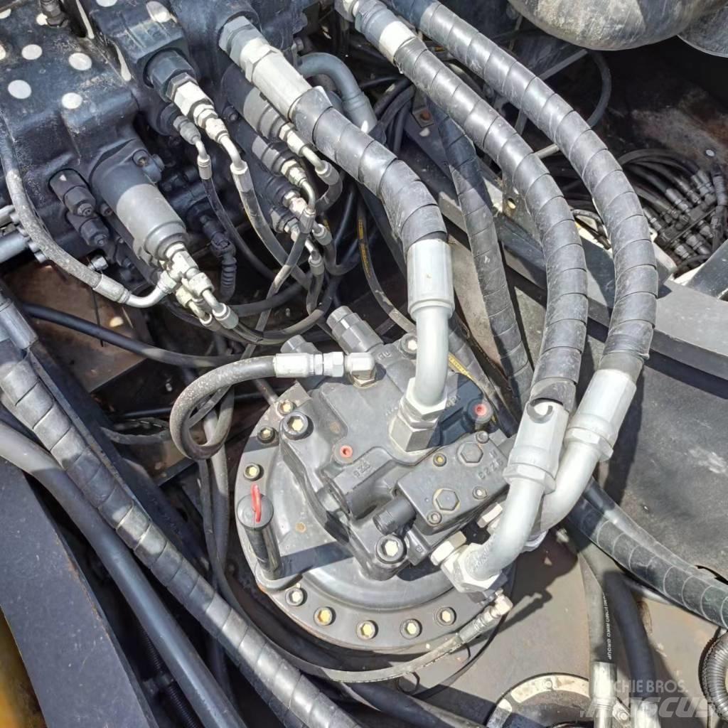 Volvo EC 290 Bagri goseničarji