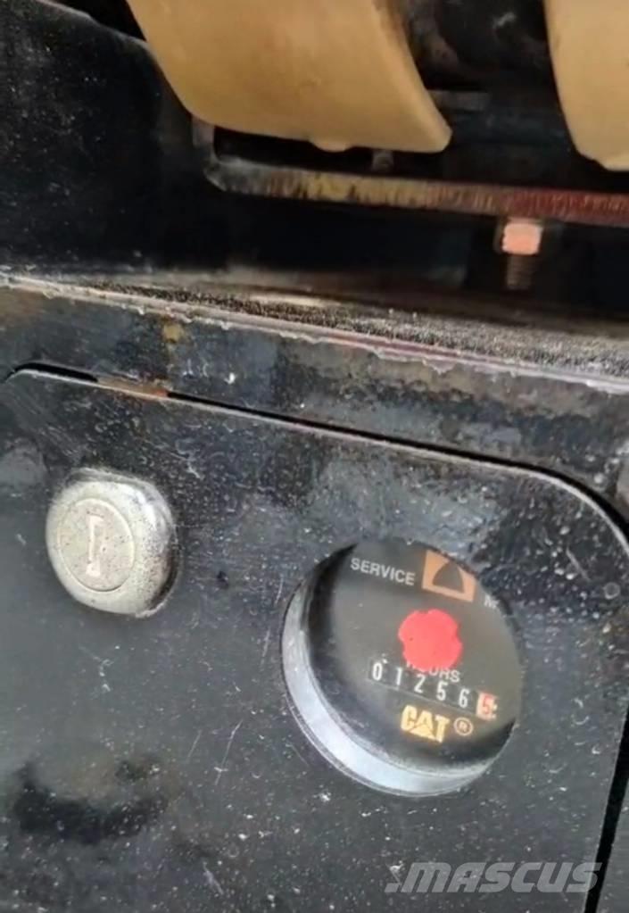 CAT 306 D Bagri goseničarji