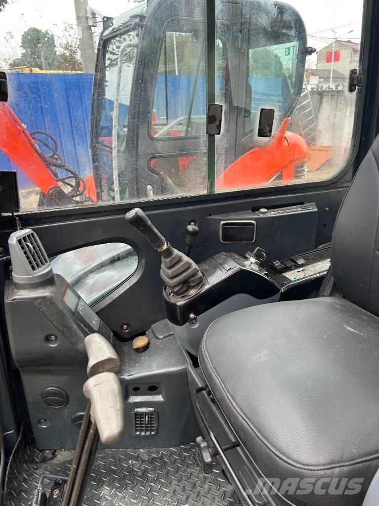 Hitachi ZX 50 Mini bagri <7t