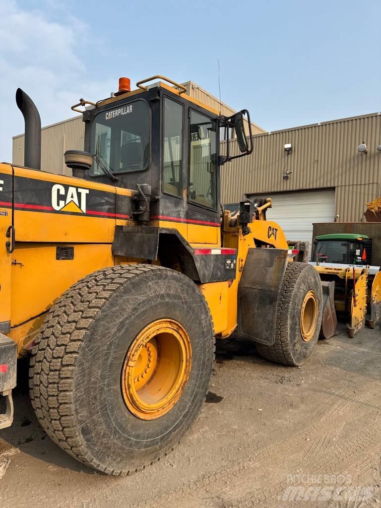 CAT 950 F Kolesni nakladalci