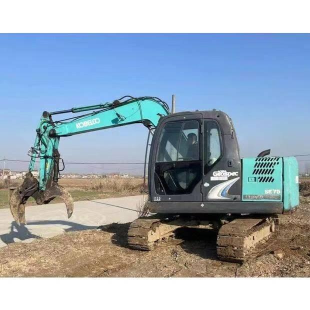 Kobelco SK 75 Midi bagri 7t – 12t