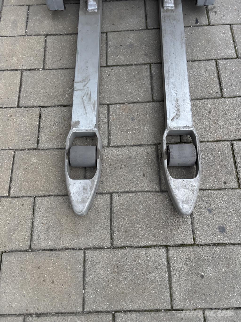 Still EXV 10 Samopogonski ročni viličarji