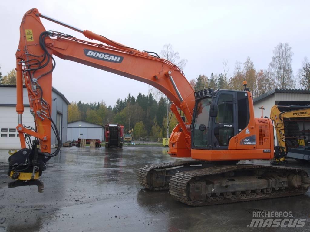 Doosan DX 235 LCR Bagri goseničarji