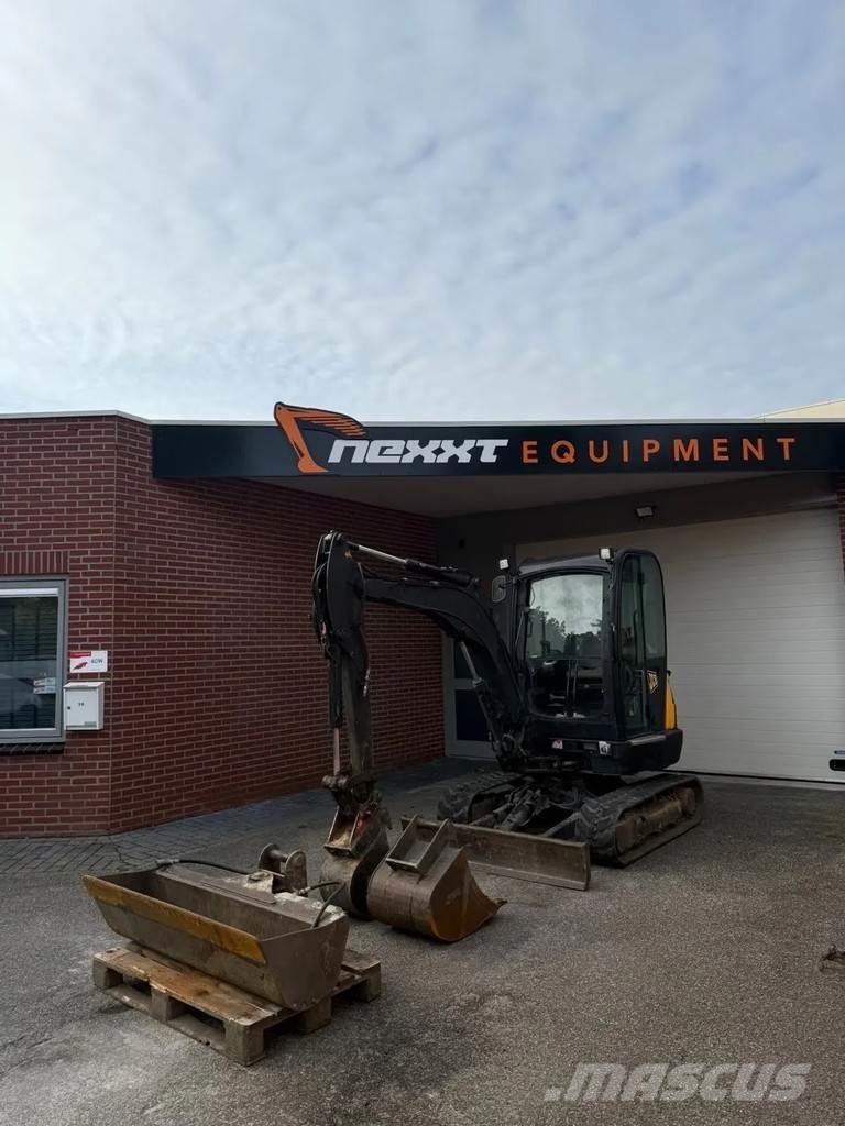 JCB 8026 CTS Mini bagri <7t