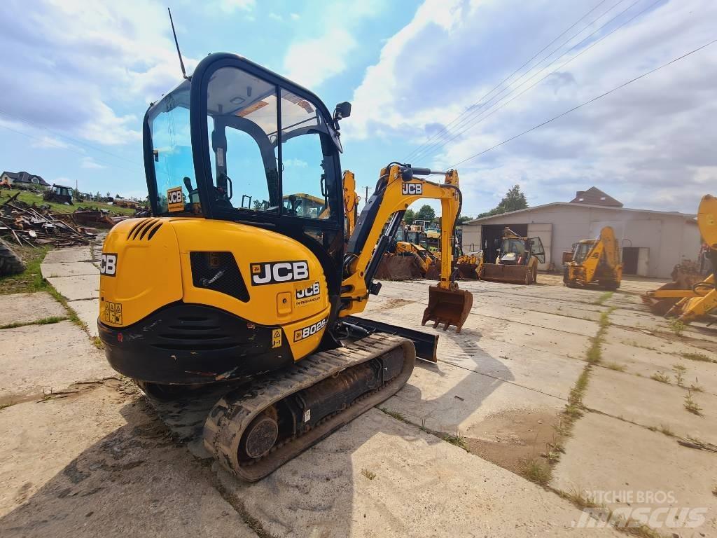 JCB 8026 CTS Mini bagri <7t