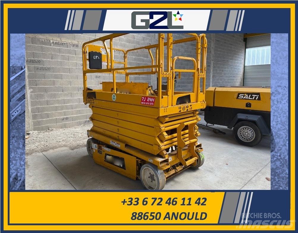 JLG 3246 ** A REPARER** Škarjaste dvižne ploščadi