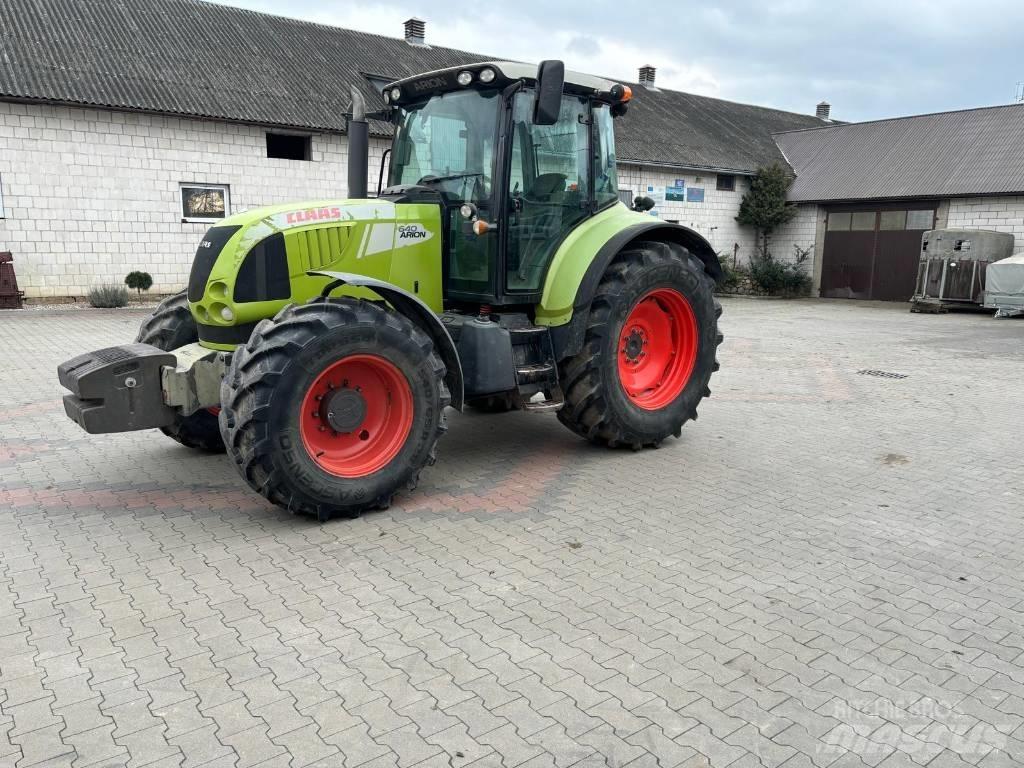 CLAAS Arion 640 Traktorji